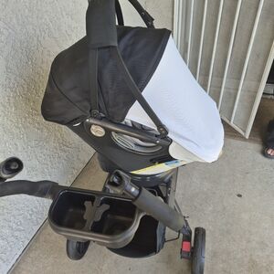 OrbitG3 stroller they are only 2 pieces in good condition, offer accepted